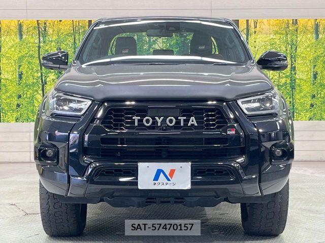 Toyota HILUX 2023-07 8457637-12