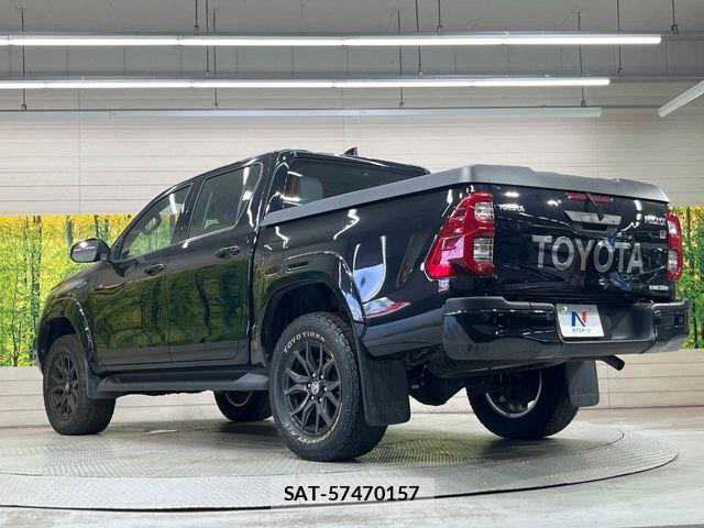 Toyota HILUX 2023-07 8457637-15