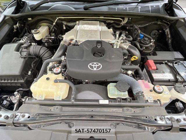 Toyota HILUX 2023-07 8457637-16