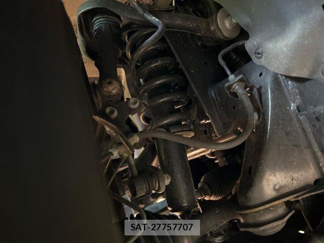 Toyota HILUX 2022-05 8457640-19