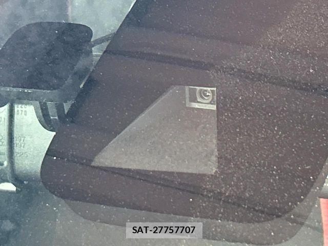 Toyota HILUX 2022-05 8457640-4