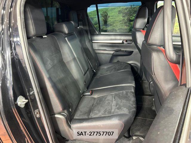 Toyota HILUX 2022-05 8457640-8