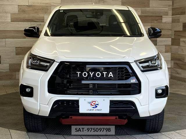 Toyota HILUX 2023-02 8485489-2