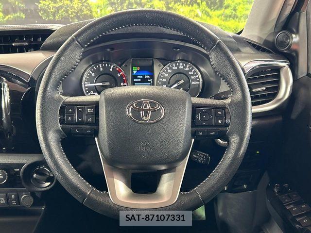 Toyota HILUX 2021-05 8525195-10