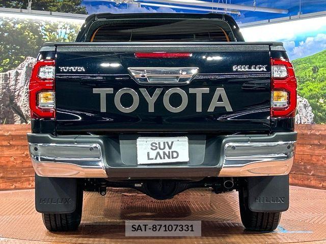 Toyota HILUX 2021-05 8525195-14