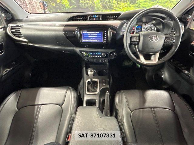Toyota HILUX 2021-05 8525195-1