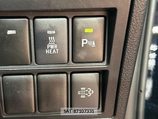 Toyota HILUX 2021-05 8525195-6