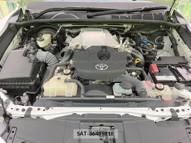 Toyota HILUX 2024-12 8525191-17