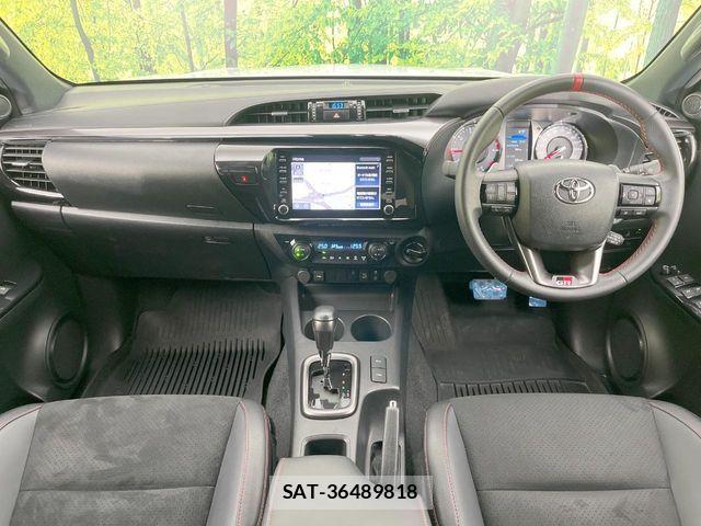 Toyota HILUX 2024-12 8525191-1
