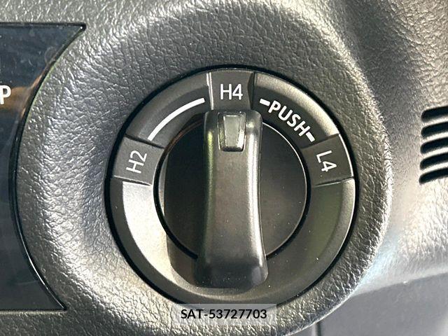 Toyota HILUX 2018-08 8525199-5