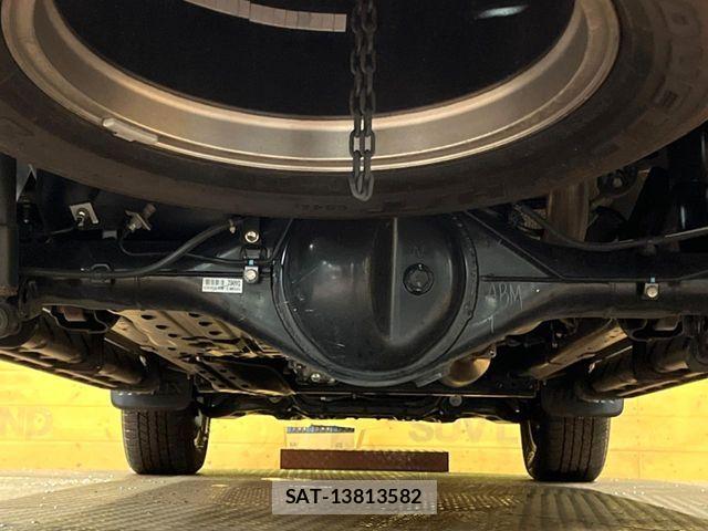 Toyota HILUX 2023-09 8525192-17
