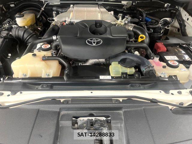 Toyota HILUX 2022-05 8525196-17