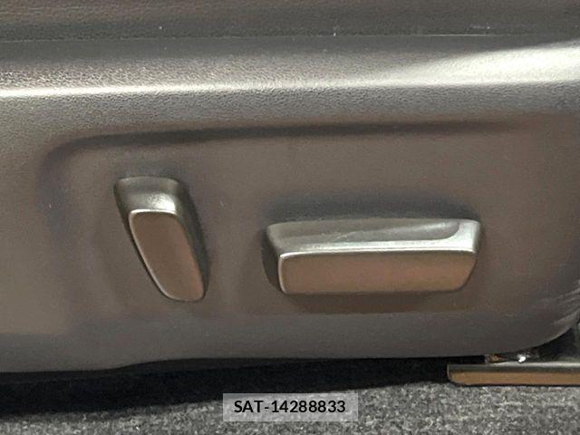 Toyota HILUX 2022-05 8525196-5
