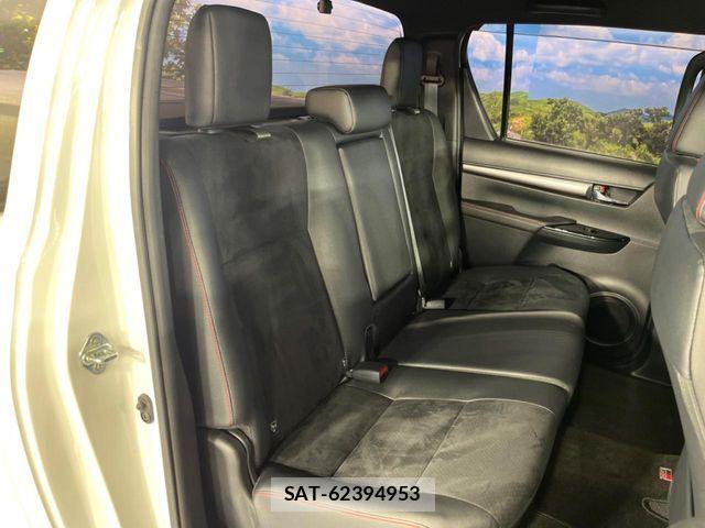 Toyota HILUX 2023-06 8525193-9