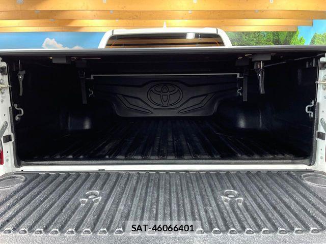 Toyota HILUX 2023-11 8525194-9