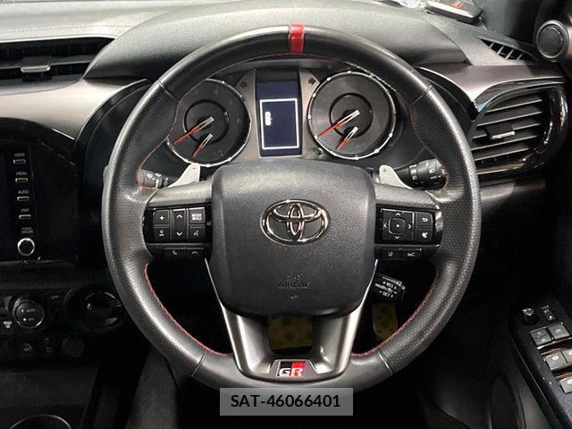 Toyota HILUX 2023-11 8525194-10