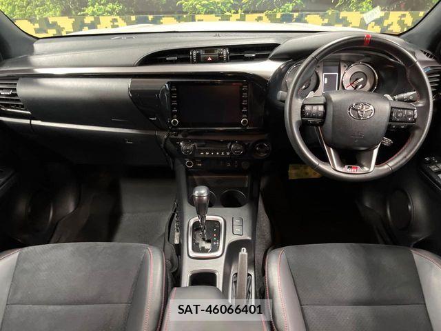 Toyota HILUX 2023-11 8525194-1