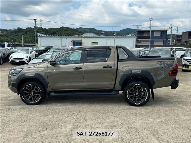 Toyota HILUX 2024-06 8525190-9