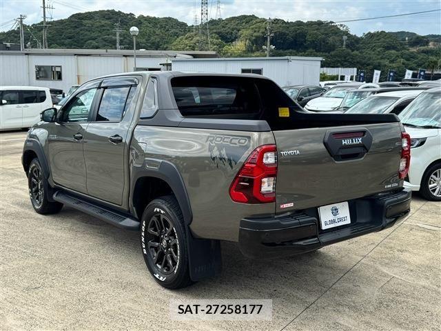 Toyota HILUX 2024-06 8525190-10