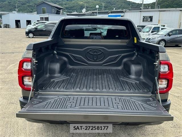 Toyota HILUX 2024-06 8525190-12