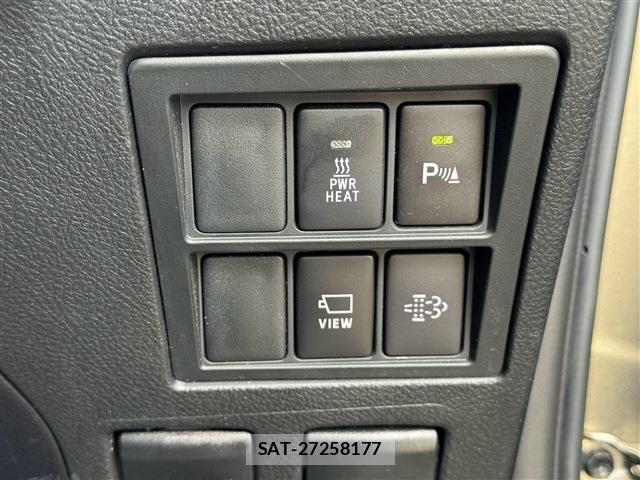 Toyota HILUX 2024-06 8525190-19