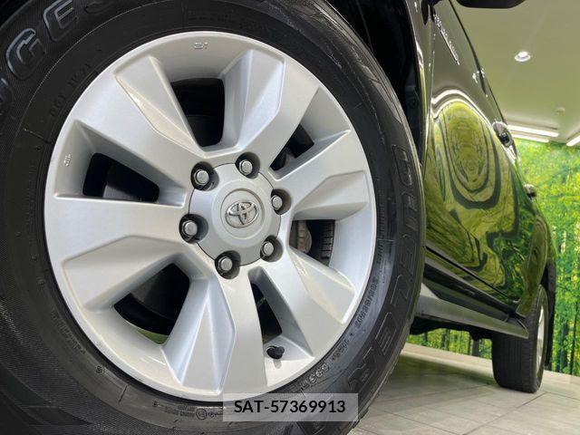 Toyota HILUX 2018-10 8525200-12