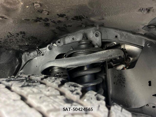Toyota HILUX 2023-09 8562143-19