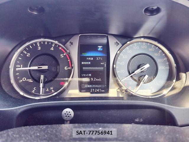 Toyota HILUX 2023-09 8562141-25