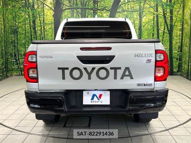 Toyota HILUX 2023-10 8562138-14