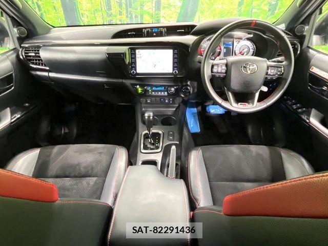 Toyota HILUX 2023-10 8562138-1