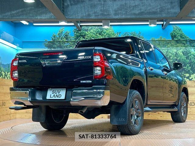 Toyota HILUX 2022-08 8562142-16