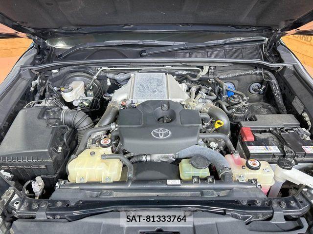 Toyota HILUX 2022-08 8562142-17