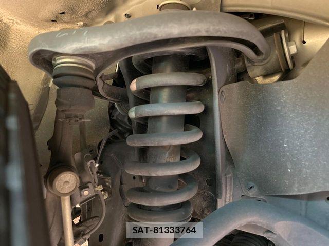 Toyota HILUX 2022-08 8562142-19
