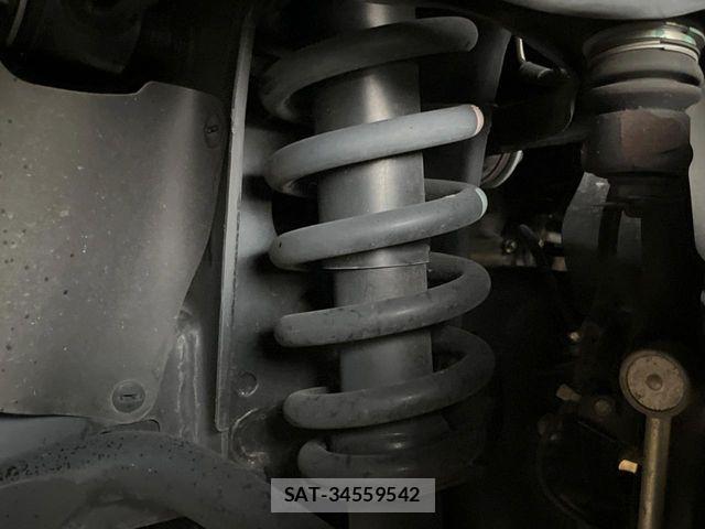 Toyota HILUX 2022-08 8562144-19