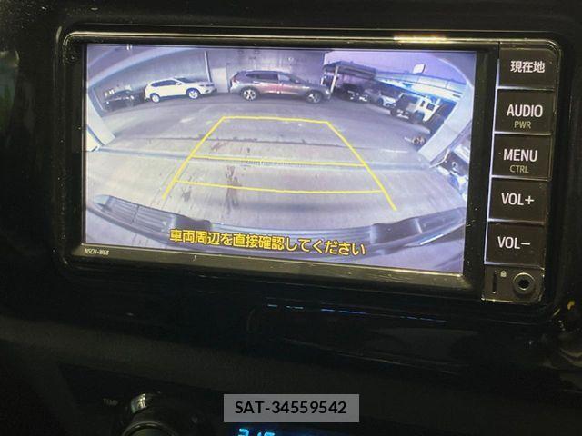 Toyota HILUX 2022-08 8562144-3