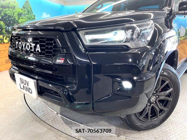 Toyota HILUX 2022-10 8627082-11
