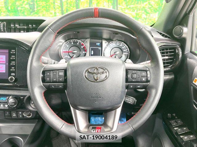 Toyota HILUX 2024-06 8627083-9
