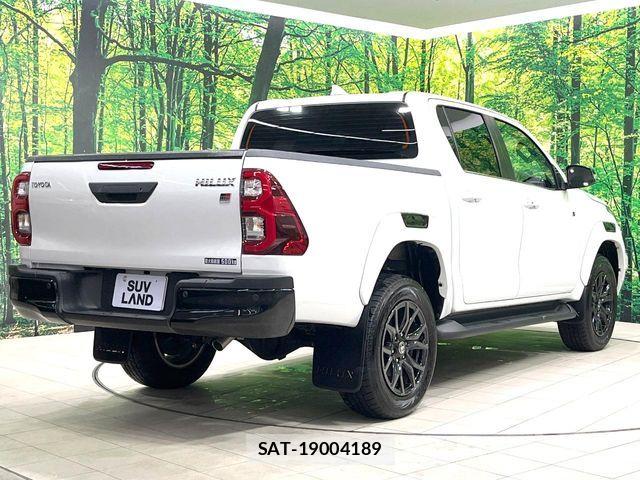 Toyota HILUX 2024-06 8627083-15