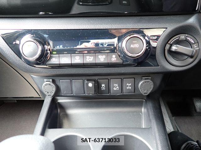 Toyota HILUX 2019-07 8627079-14