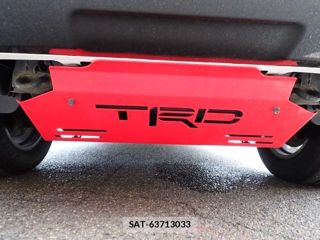 Toyota HILUX 2019-07 8627079-25