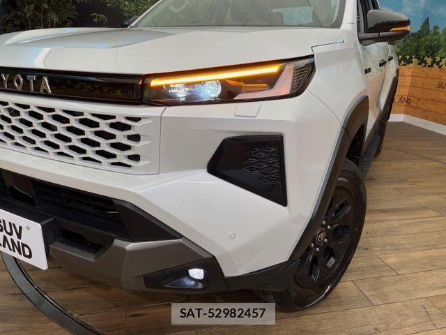 Toyota HILUX 2026-07 8627080-12