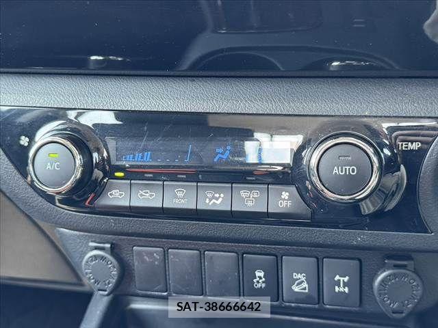 Toyota HILUX 2018-07 8627085-3