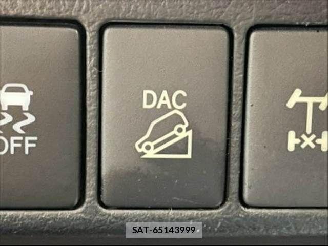Toyota HILUX 2020-01 8627084-6