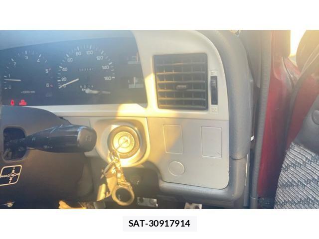 Toyota HILUX 1996-02 8627086-17