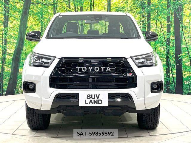 Toyota HILUX 2024-04 8627081-11