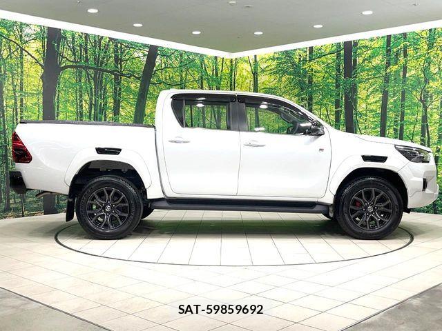 Toyota HILUX 2024-04 8627081-18