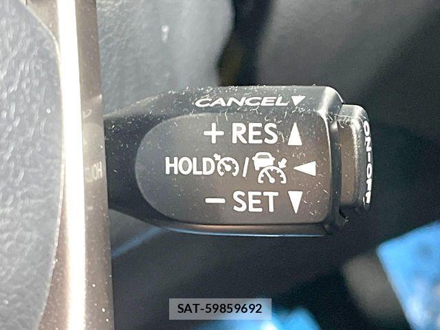 Toyota HILUX 2024-04 8627081-4