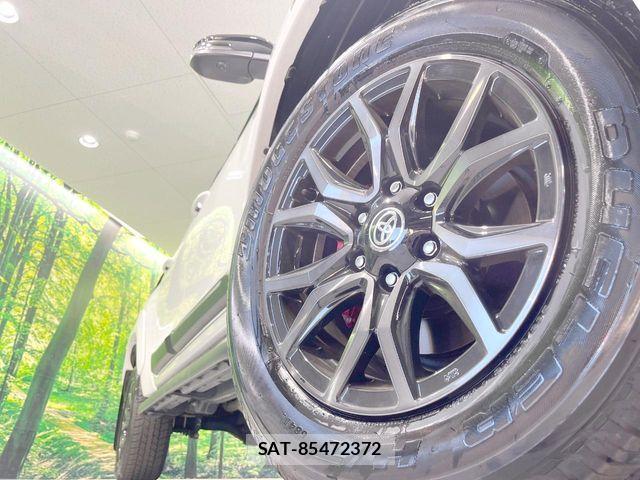 Toyota HILUX 2024-09 8659435-12