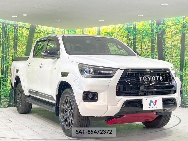 Toyota HILUX 2024-09 8659435-15