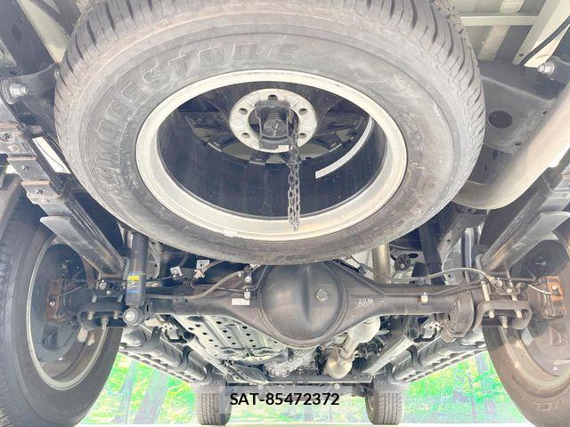 Toyota HILUX 2024-09 8659435-18